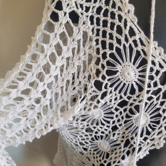 Women's Venice Blue crochet top - Picture 3 of 4